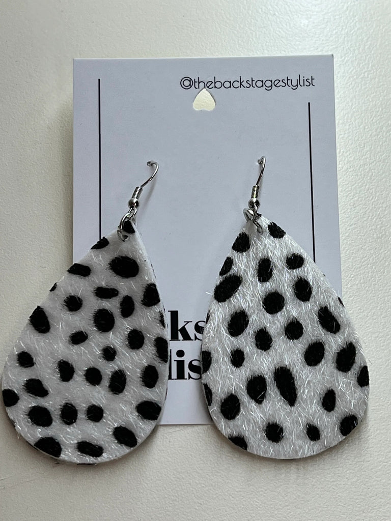 Leather tear drop earrings white with dots