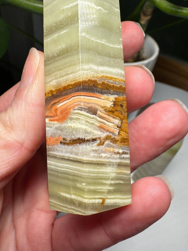 Green Onyx Tower 3.75"