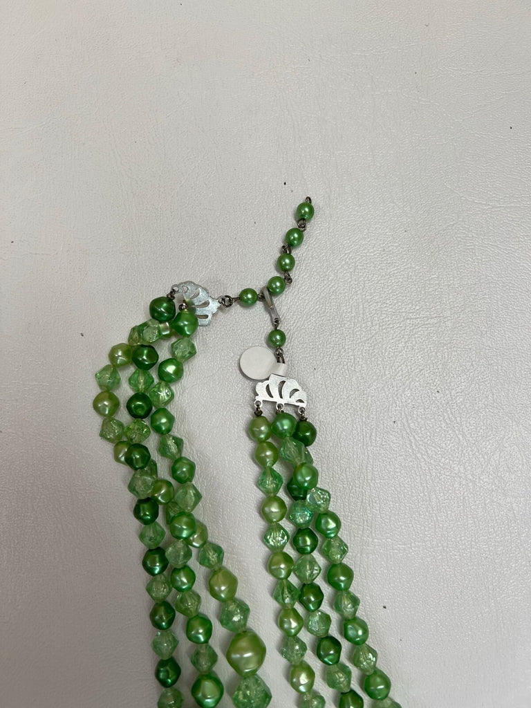 Vintage green beaded necklace