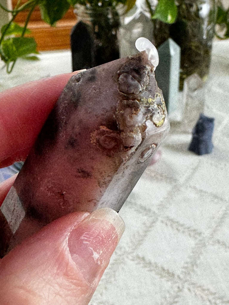 Black Flower Agate Tower