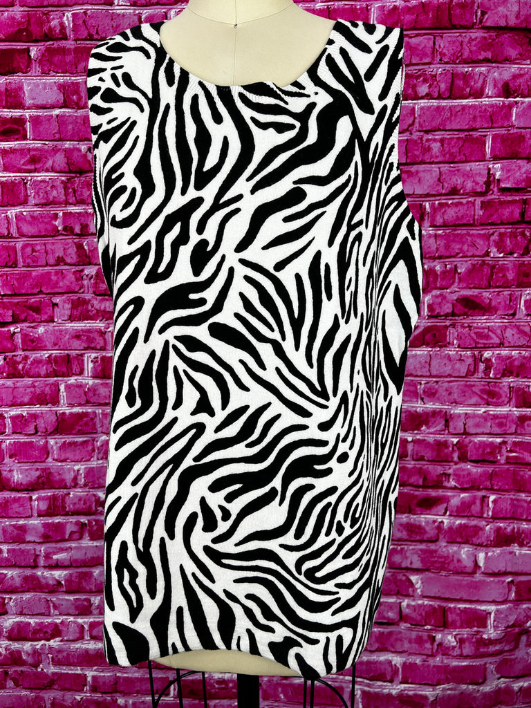 Chico's Zenergy zebra print sleeveless sweater top size 1 / Medium / 8