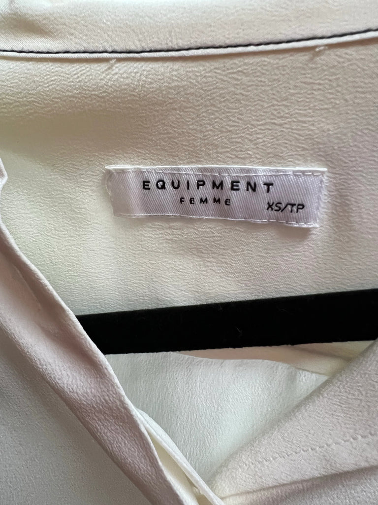 Equipment Femme silk blouse sz XS