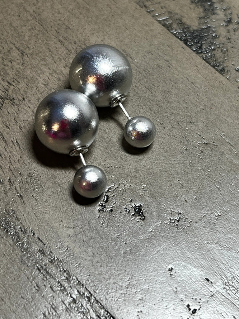 House of Harlow 1960 double pearl earrings