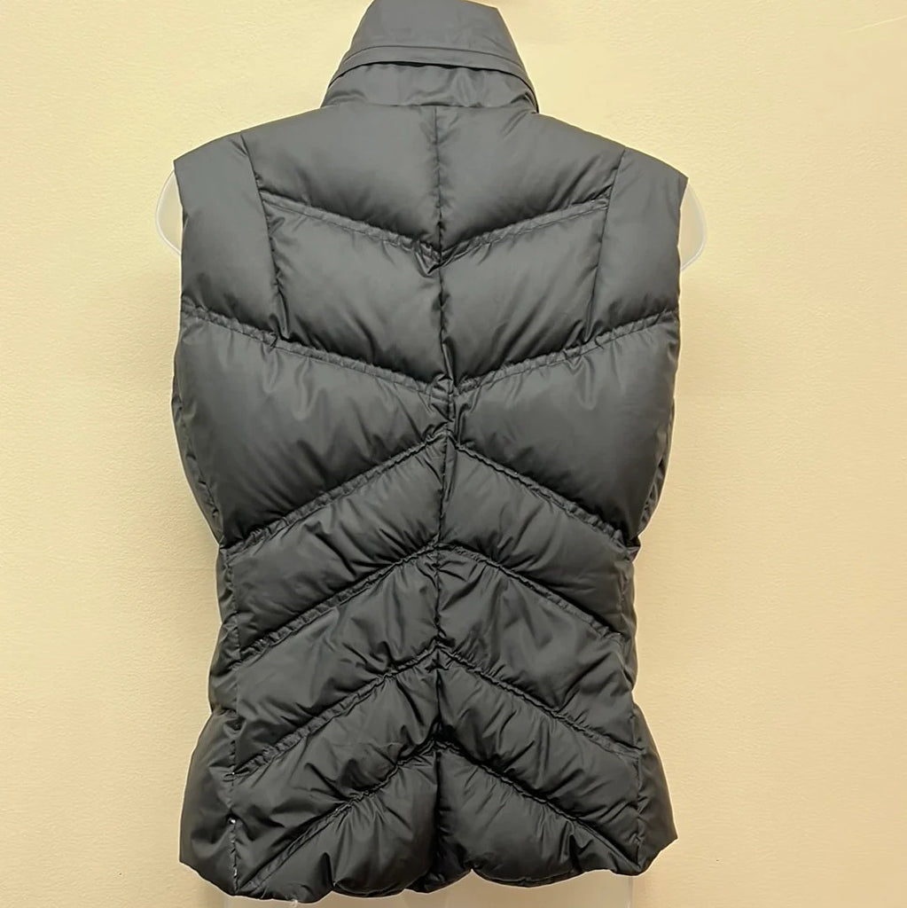 Patagonia black puffy vest sz small