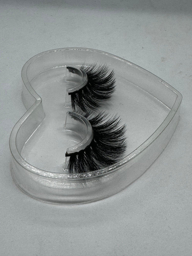 Velvet 59 by Paris Manning Vegan Lashes